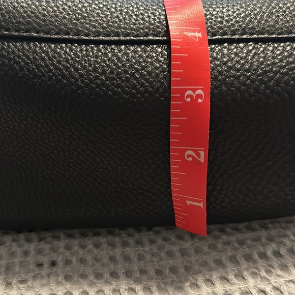 Rebecca Minkoff shoulder bag, which also will convert to a Crossbody - Picture 5 of 5